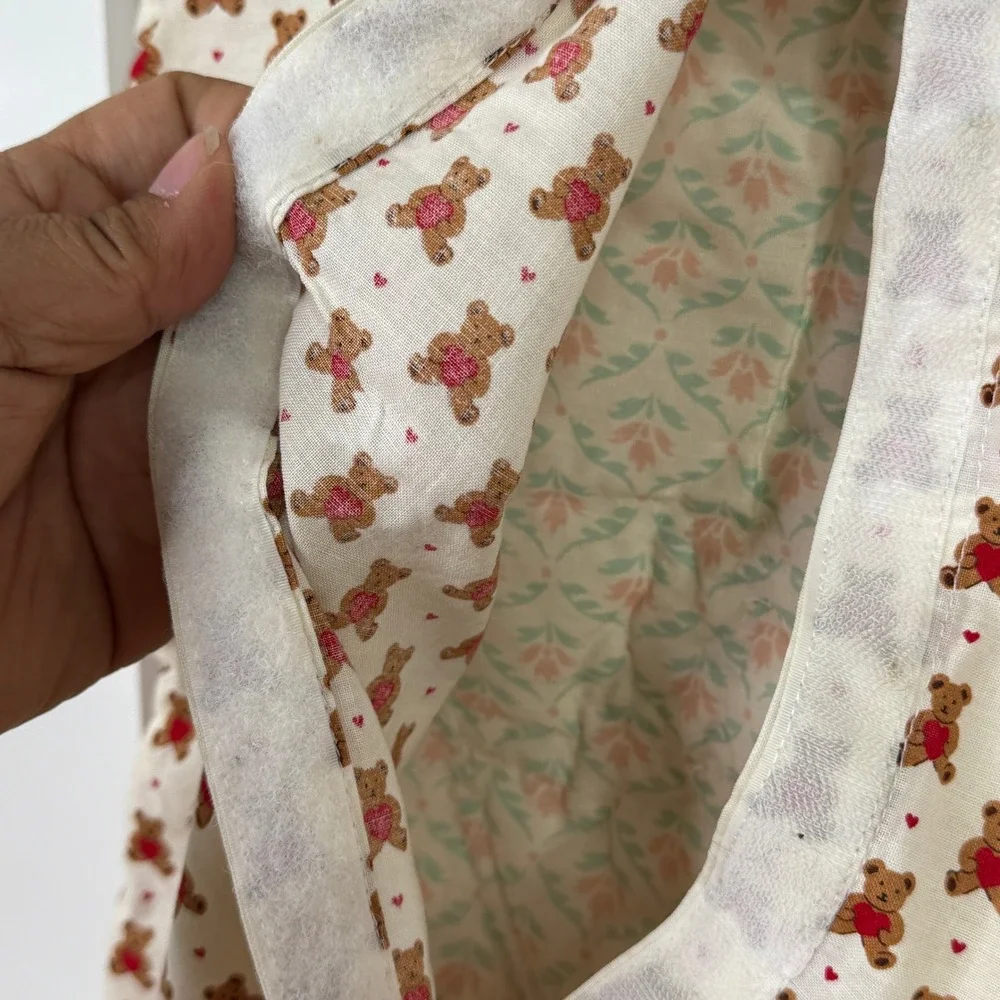 Handmade Quilted Throw Pillowcase Teddy Bear Christmas Square 16 x‎ 16 Grandma